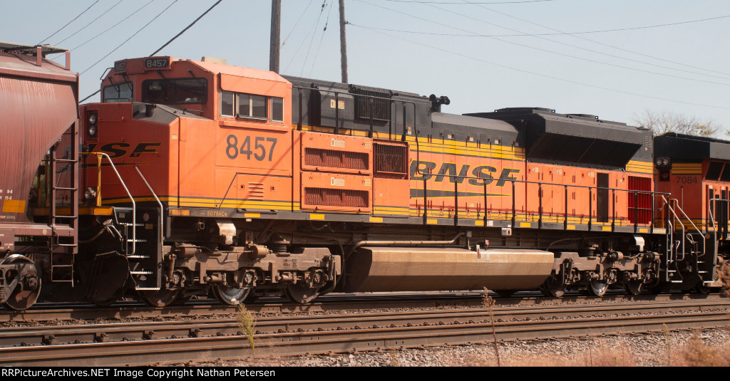 BNSF 8457